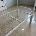 Двухъярусная металлическая кровать белая 800×1900 мм под углом