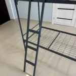 Двухъярусная металлическая кровать 800×1900 мм с лестницей