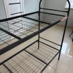 Кровать металлическая двухъярусная 900×1900 мм, крупный план основания