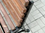Скамейка Бульвар — вид крупным планом