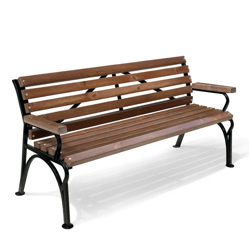 Скамейка Классика с подлокотниками — общий вид на белом фоне