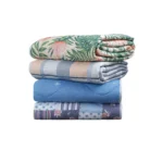 Синтепоновое одеяло 150×205 см сложенное цветное